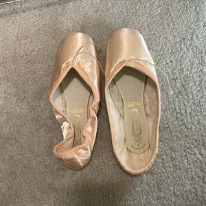 Freed Pointe Shoes 6
